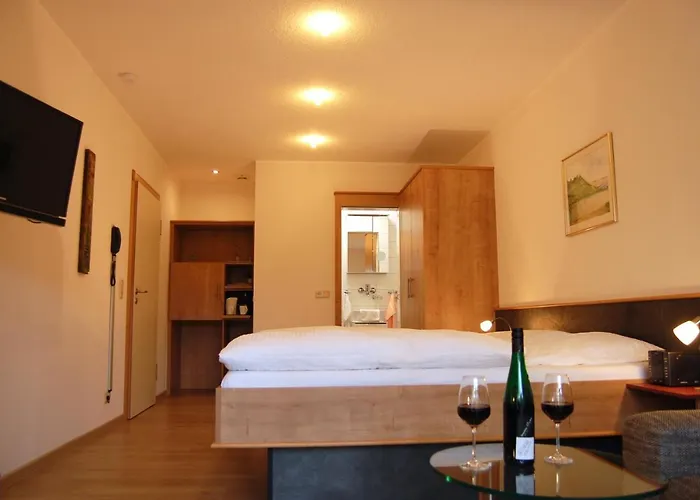 住宿加早餐酒店 Ferienweingut Benedikt Nilles