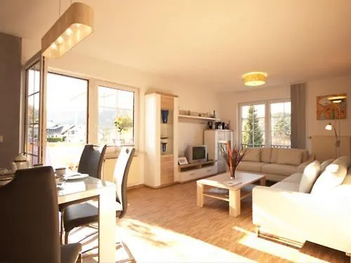 Ferienweingut Benedikt Nilles 住宿加早餐酒店 3*